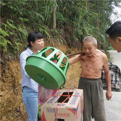 记者在扶贫一线| 大屋乡：深山老林里出了个加工厂
